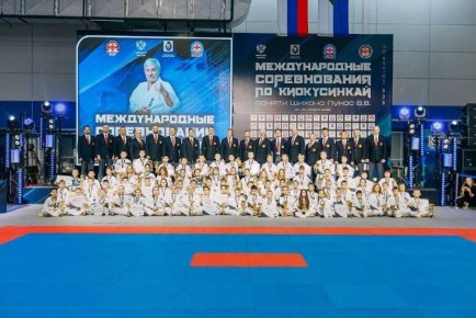 Приморские спортсмены завоевали 24 медали на международном турнире по киокусинкай в Хабаровске