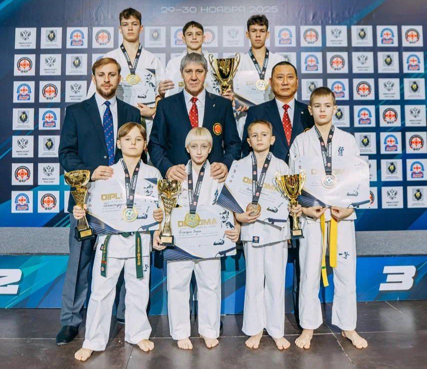Приморские спортсмены завоевали 24 медали на международном турнире по киокусинкай в Хабаровске Приморские спортсмены завоевали 24 медали на международном турнире по киокусинкай в Хабаровске