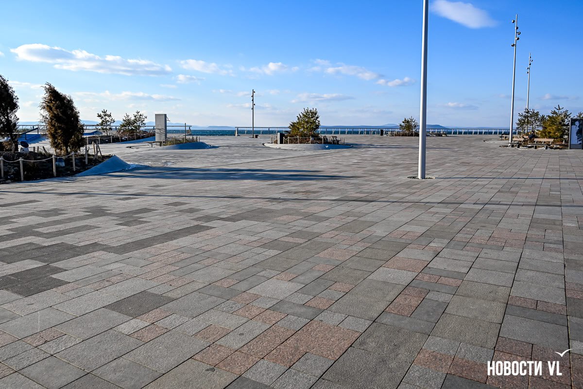 С обновлённой набережной около «Олимпийца» убрали все арт-объекты «Улицы Дальнего Востока» С обновлённой набережной около «Олимпийца» убрали все арт-объекты «Улицы Дальнего Востока»