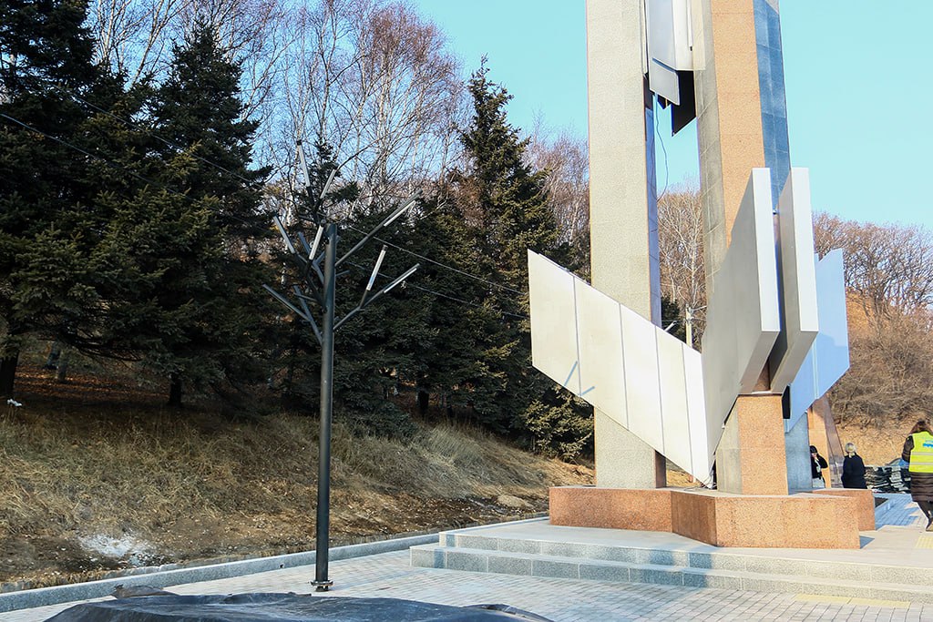 Общественные наблюдатели Находки оценили ход работ в сквере «Панорамный» и на памятнике Победы Общественные наблюдатели Находки оценили ход работ в сквере «Панорамный» и на памятнике Победы