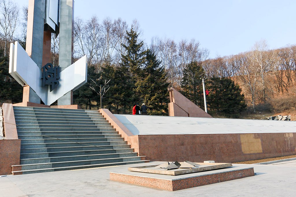 Общественные наблюдатели Находки оценили ход работ в сквере «Панорамный» и на памятнике Победы Общественные наблюдатели Находки оценили ход работ в сквере «Панорамный» и на памятнике Победы