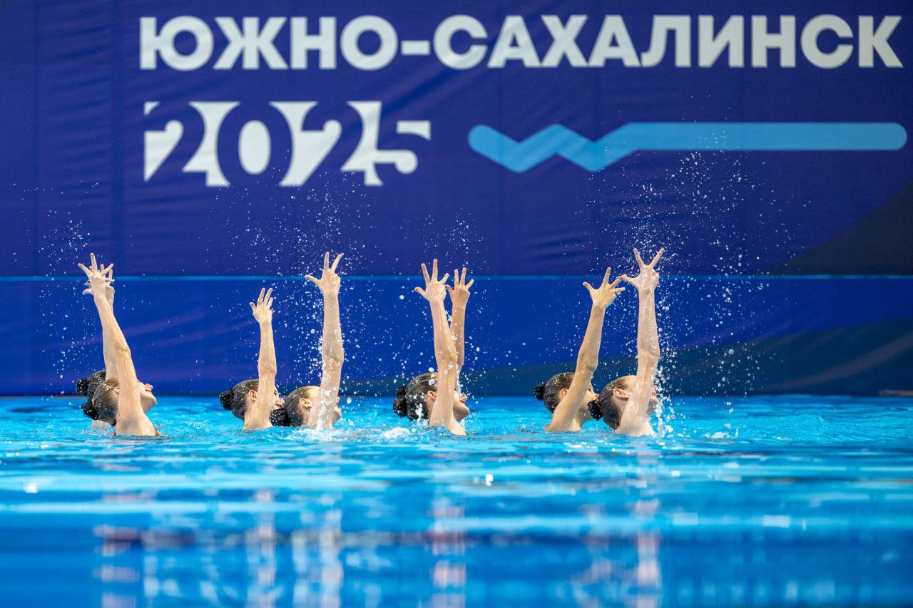 Приморские синхронистки блеснули на первенстве Дальнего Востока в Южно-Сахалинске Приморские синхронистки блеснули на первенстве Дальнего Востока в Южно-Сахалинске