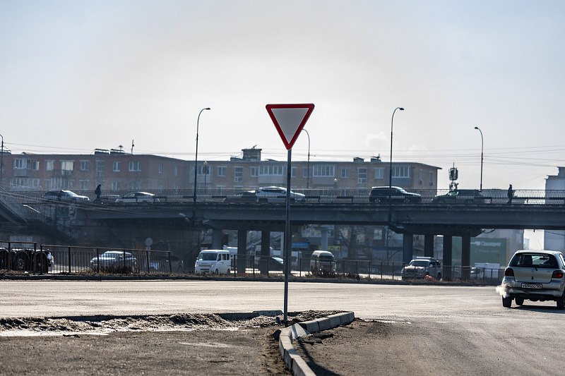 На улицах Владивостока появляются новые дорожные знаки На улицах Владивостока появляются новые дорожные знаки
