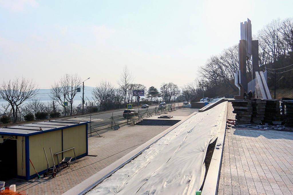 Общественные наблюдатели Находки оценили ход работ в сквере «Панорамный» и на памятнике Победы Общественные наблюдатели Находки оценили ход работ в сквере «Панорамный» и на памятнике Победы