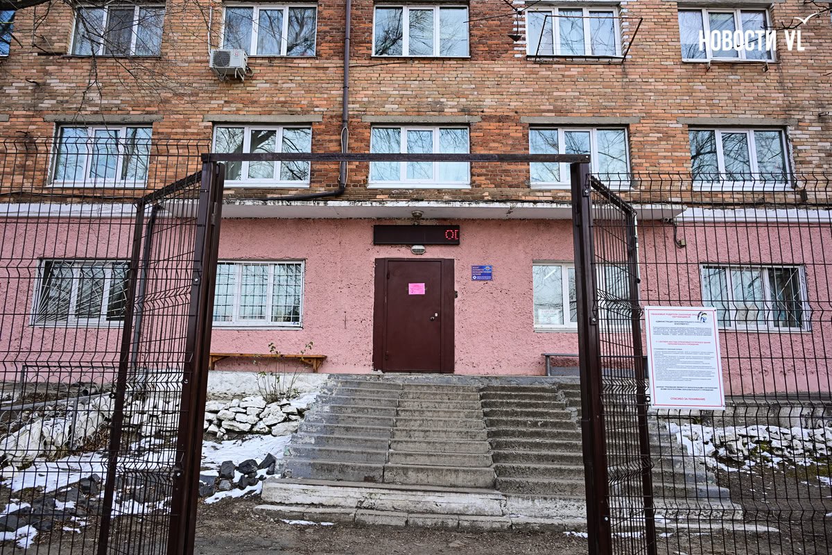 Студенты Энерготехникума боятся остаться без мест на полгода из-за ремонта общежития Студенты Энерготехникума боятся остаться без мест на полгода из-за ремонта общежития