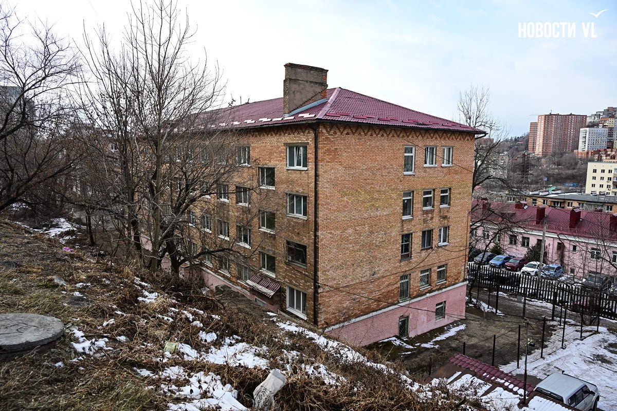 Студенты Энерготехникума боятся остаться без мест на полгода из-за ремонта общежития