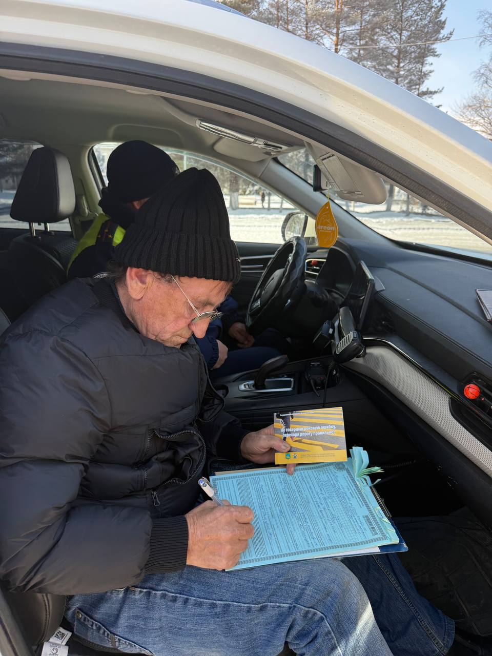 Госавтоинспекция Приморья: в ходе профилактического мероприятия привлечено к ответственности 100 пешеходов и 19 водителей