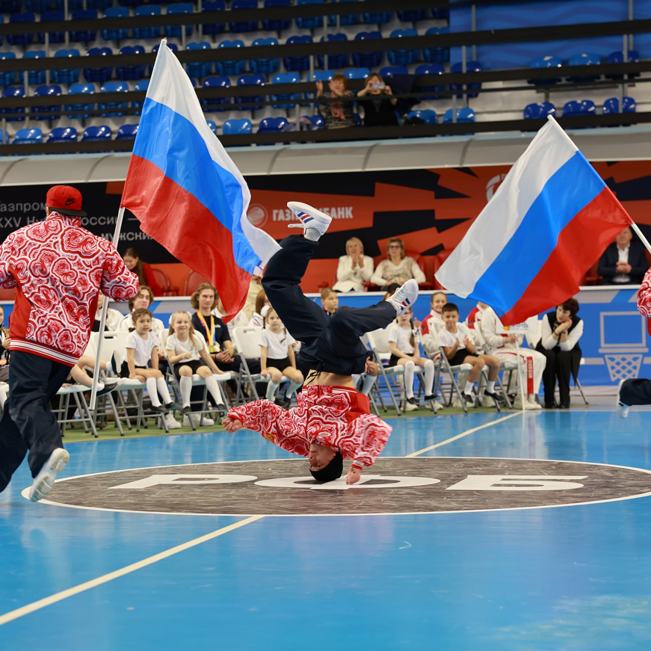 В спорткомплексе «Олимпиец» прошла торжественная церемония награждения юных приморских спортсменов, отличившихся на международных и всероссийских стартах В спорткомплексе «Олимпиец» прошла торжественная церемония награждения юных приморских спортсменов, отличившихся на международных и всероссийских стартах