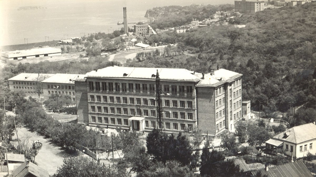 «Дети с крыльями»: как во Владивостоке появилась и почему может исчезнуть школа для одарённых «Дети с крыльями»: как во Владивостоке появилась и почему может исчезнуть школа для одарённых