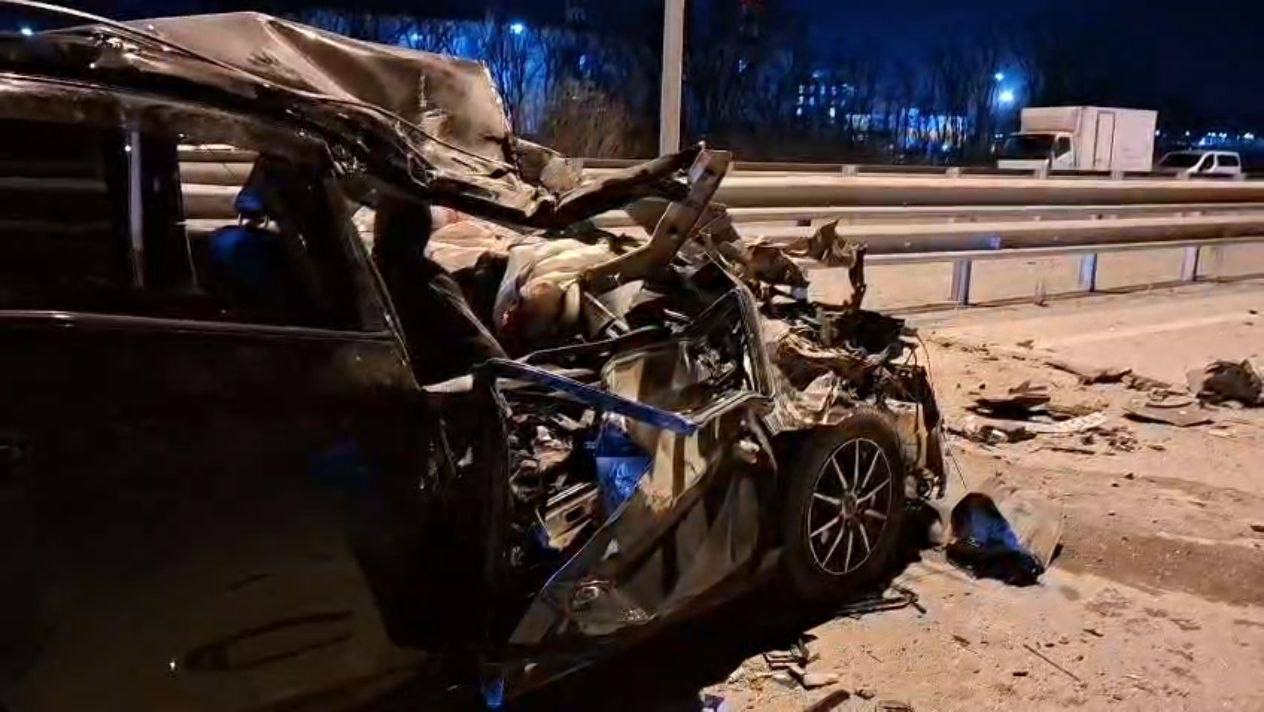 В Артеме Приморского края сотрудники полиции устанавливают обстоятельства ДТП с погибшими В Артеме Приморского края сотрудники полиции устанавливают обстоятельства ДТП с погибшими