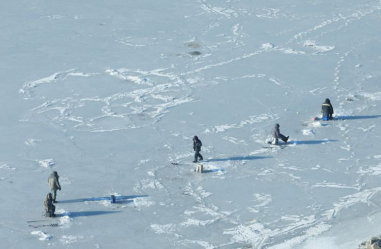 Во Владивостоке лёд в бухтах начал формироваться примерно на 10 дней позже обычного
