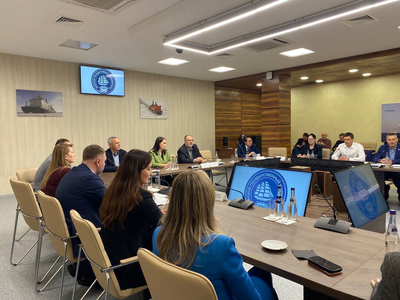 В МГУ им. Невельского обсудили, как «подружить» науку с бизнесом