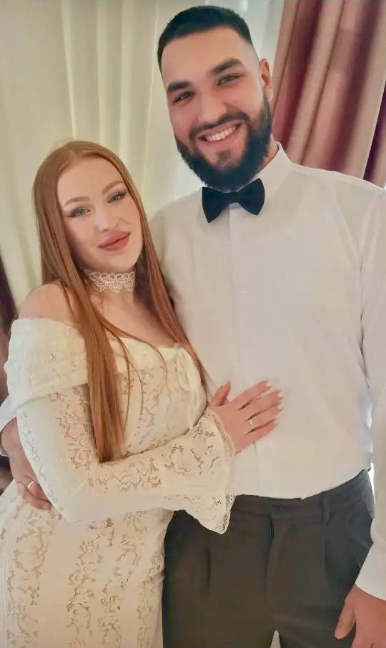 В День Конституции в дальневосточной столице сразу 39 влюбленных пар связали свой союз узами брака В День Конституции в дальневосточной столице сразу 39 влюбленных пар связали свой союз узами брака