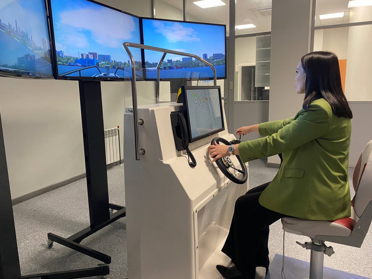 В МГУ им. Невельского обсудили, как «подружить» науку с бизнесом В МГУ им. Невельского обсудили, как «подружить» науку с бизнесом