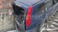 Во Владивостоке на Талалихина, 12 Nissan X-trail скатился по лестнице и врезался в стену