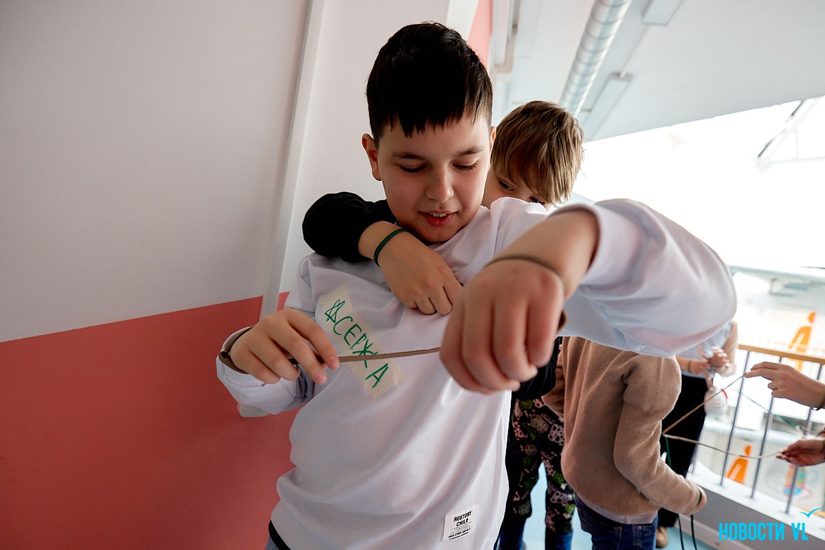 Четыре цифры для таинственного чемодана: для школьников Владивостока устроили математическую экспедицию Четыре цифры для таинственного чемодана: для школьников Владивостока устроили математическую экспедицию