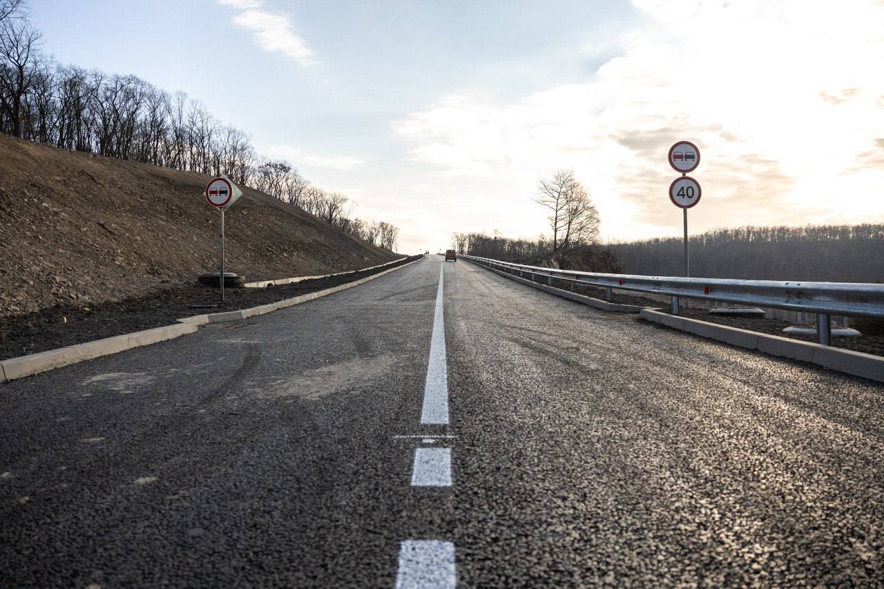 Сегодня во Владивостоке открыли движение по новой дороге Нейбута, 67а – объездная трасса Седанка – Патрокл