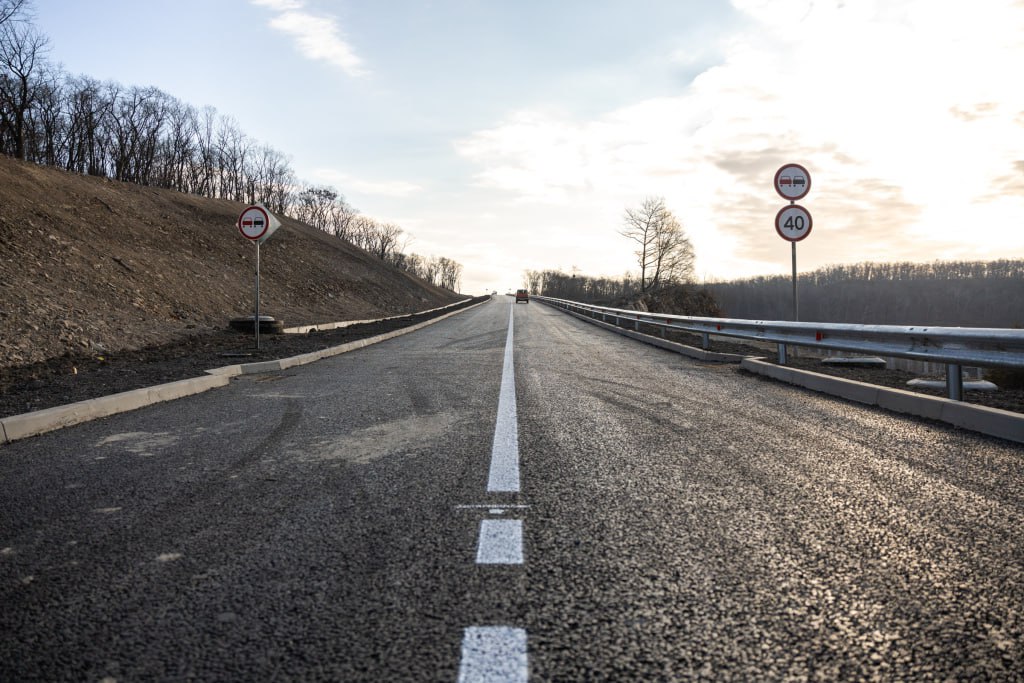 Во Владивостоке открыли дорогу от Зеленого Угла до объездной трассы