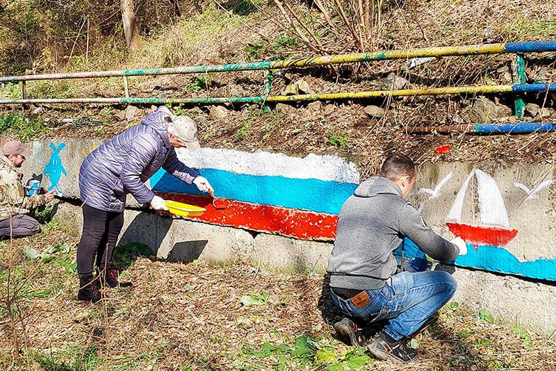 ТОС реализует свои инициативы с помощью краевого гранта ТОС реализует свои инициативы с помощью краевого гранта