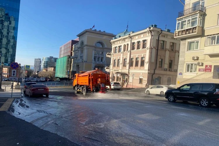 За чистотой Владивостока стоят сотни людей За чистотой Владивостока стоят сотни людей