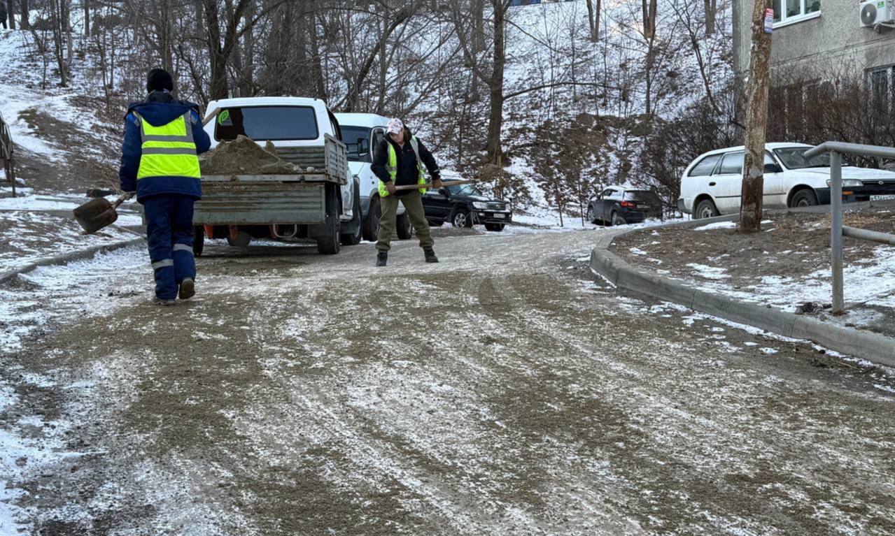 Сегодня во Владивостоке: демонтаж объектов, обслуживание ливнёвок и ликвидация последствий непогоды Сегодня во Владивостоке: демонтаж объектов, обслуживание ливнёвок и ликвидация последствий непогоды