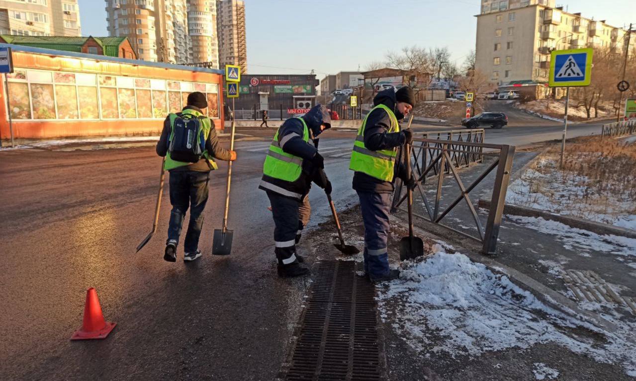Сегодня во Владивостоке: демонтаж объектов, обслуживание ливнёвок и ликвидация последствий непогоды Сегодня во Владивостоке: демонтаж объектов, обслуживание ливнёвок и ликвидация последствий непогоды