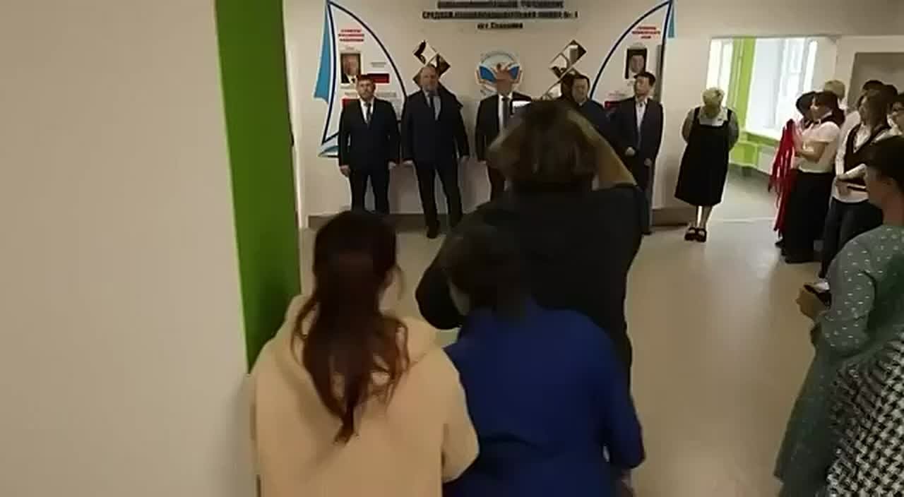 Подарок к новому году для учеников и педагогов