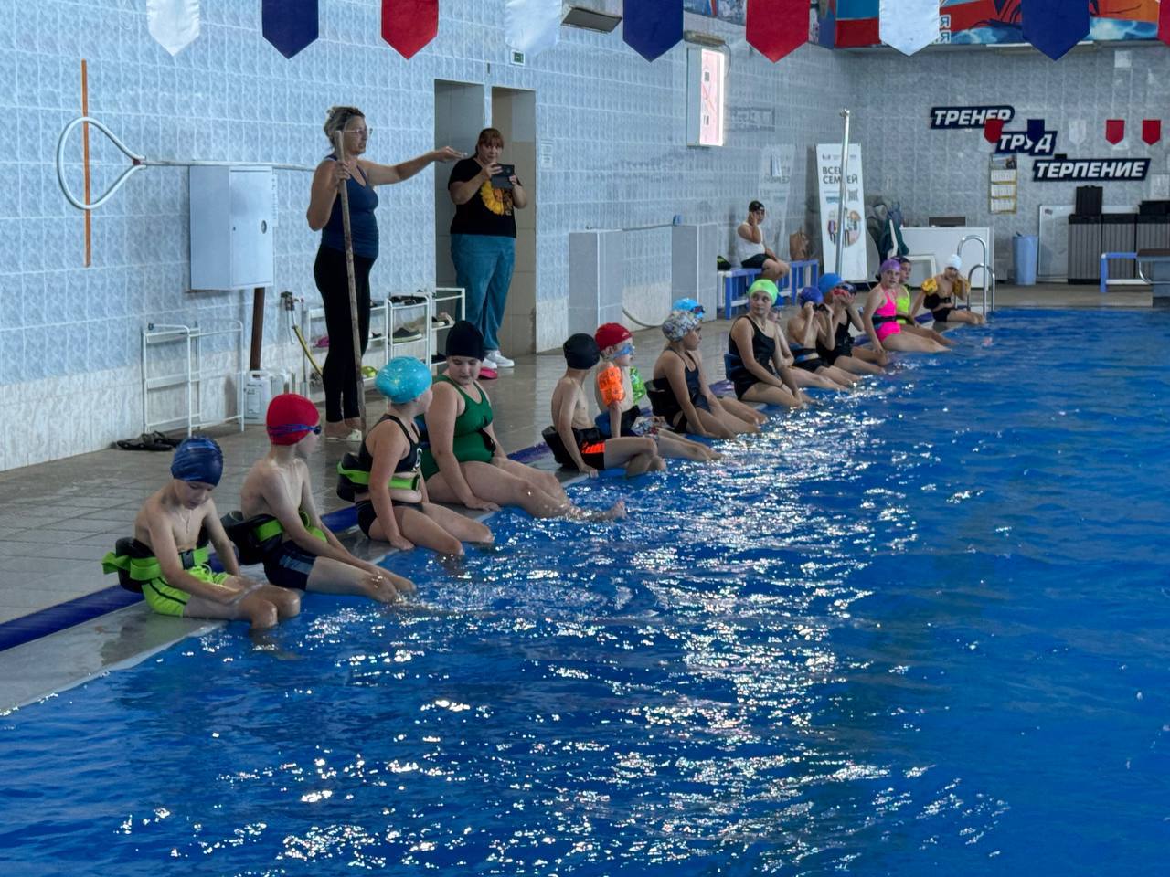Более 400 детей Партизанского округа обучились плаванию бесплатно Более 400 детей Партизанского округа обучились плаванию бесплатно