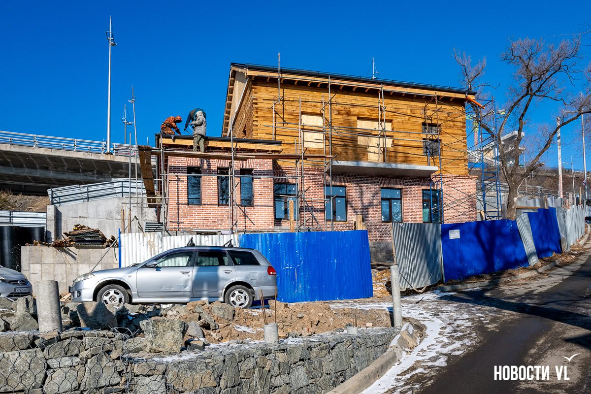 Сгоревший «Дом Лукьянова» во Владивостоке отреставрируют и превратят в культурный центр Сгоревший «Дом Лукьянова» во Владивостоке отреставрируют и превратят в культурный центр