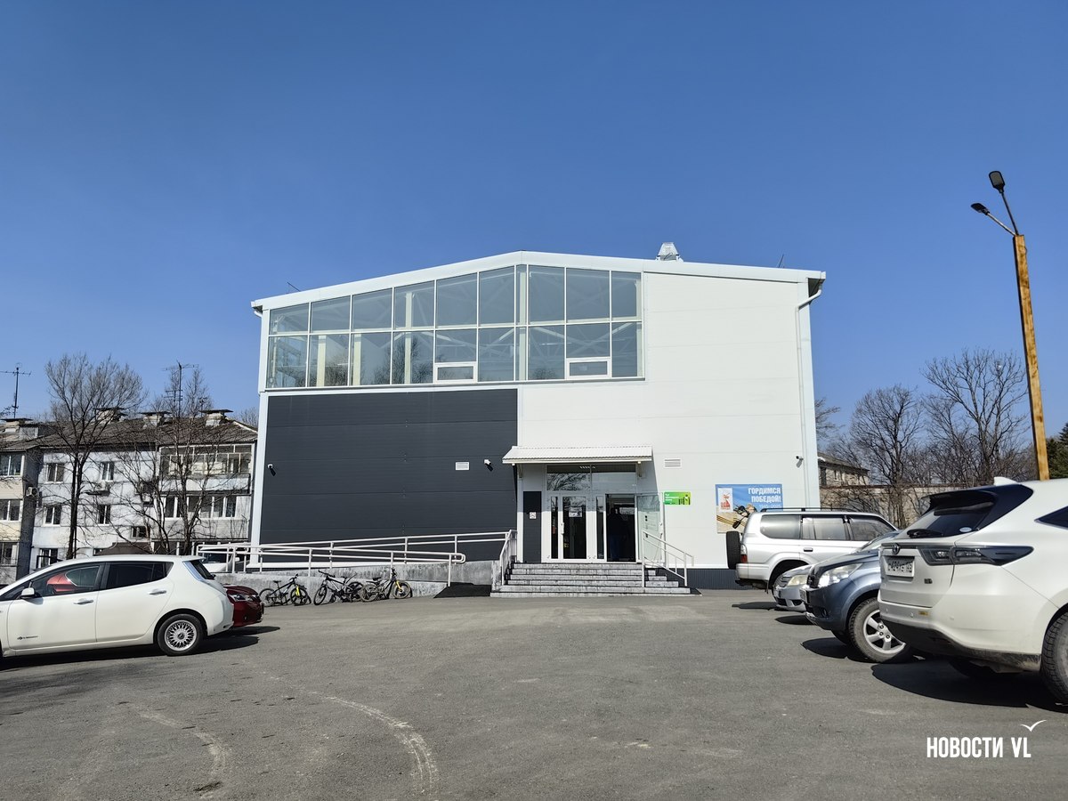 Арбитражный суд Приморья удовлетворил ещё один иск о взыскании денег с подрядчика за выполненные работы – в этот раз о спорткомплексе в Вольно-Надеждинском