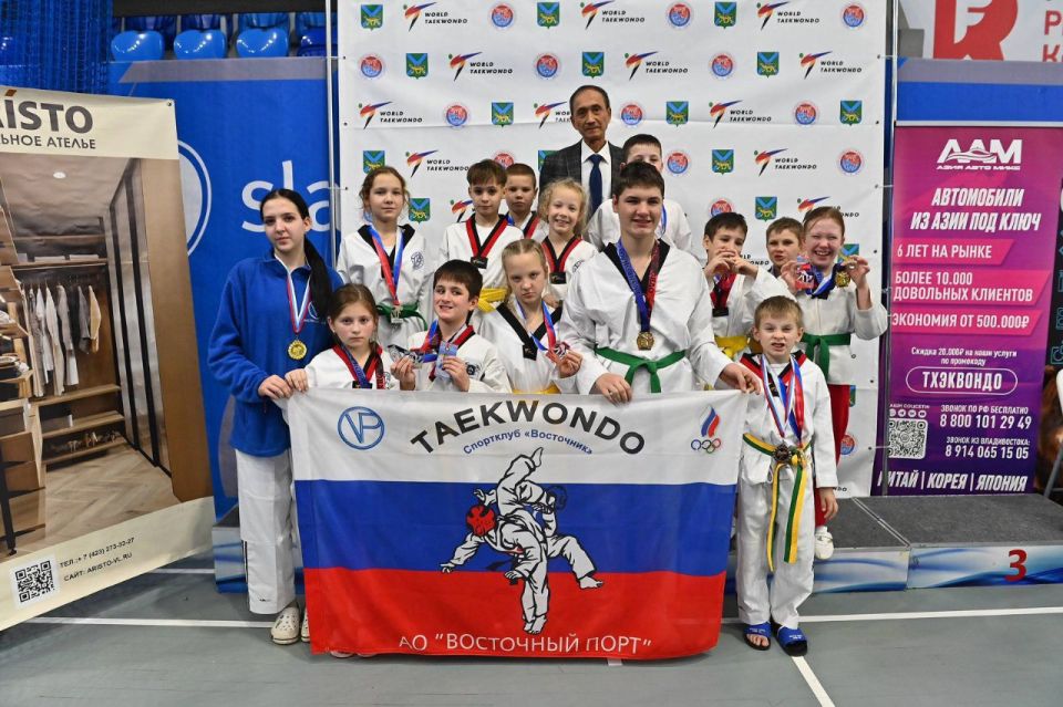 Команда «Восточник» из Врангеля привезла более 20 медалей со всероссийских соревнований