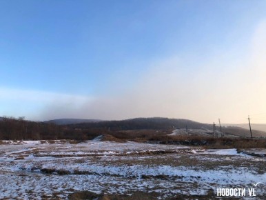 Мусорный полигон на на Холмистой продолжает дымить