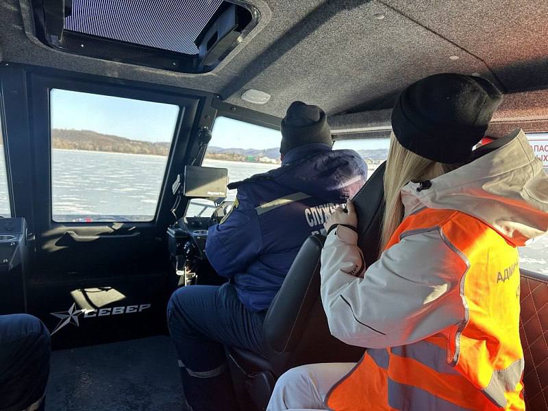 Жителям Владивостока напоминают о запрете выхода на лед