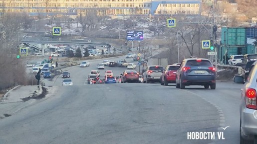 Из-за ДТП на Баляевском мосту парализовало движение на Котельникова