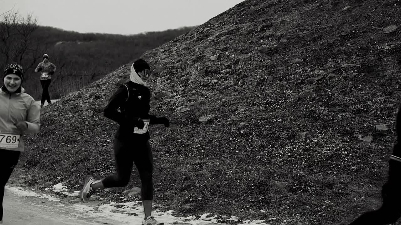 Новогодний Фортовый забег, прошедший 13 декабря на острове Русском, ярко закрыл трейловый сезон в Приморском крае