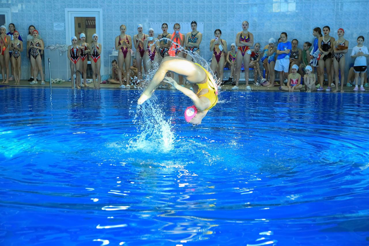 С 9 по 12 декабря в МАУ ДО СШ «Приморец» прошли Краевые соревнования по синхронному плаванию "Фламинго"! За медали боролись около 120 спортсменов из разных городов Приморья: Находки, Владивостока, Партизанска и Лесозаводска С 9 по 12 декабря в МАУ ДО СШ «Приморец» прошли Краевые соревнования по синхронному плаванию "Фламинго"! За медали боролись около 120 спортсменов из разных городов Приморья: Находки, Владивостока, Партизанска и Лесозаводска
