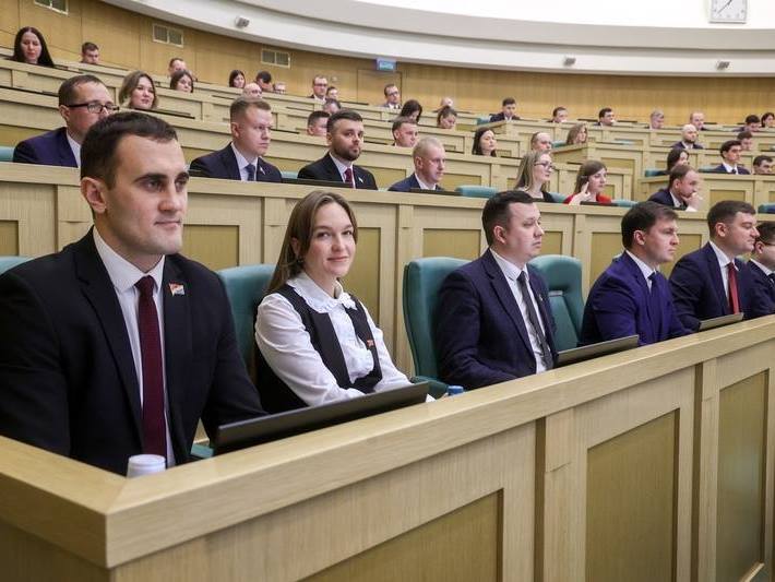 Депутат #ЗСПК Александр Захаров принял участие в заседании Палаты молодых законодателей при Совете Федерации РФ Депутат #ЗСПК Александр Захаров принял участие в заседании Палаты молодых законодателей при Совете Федерации РФ