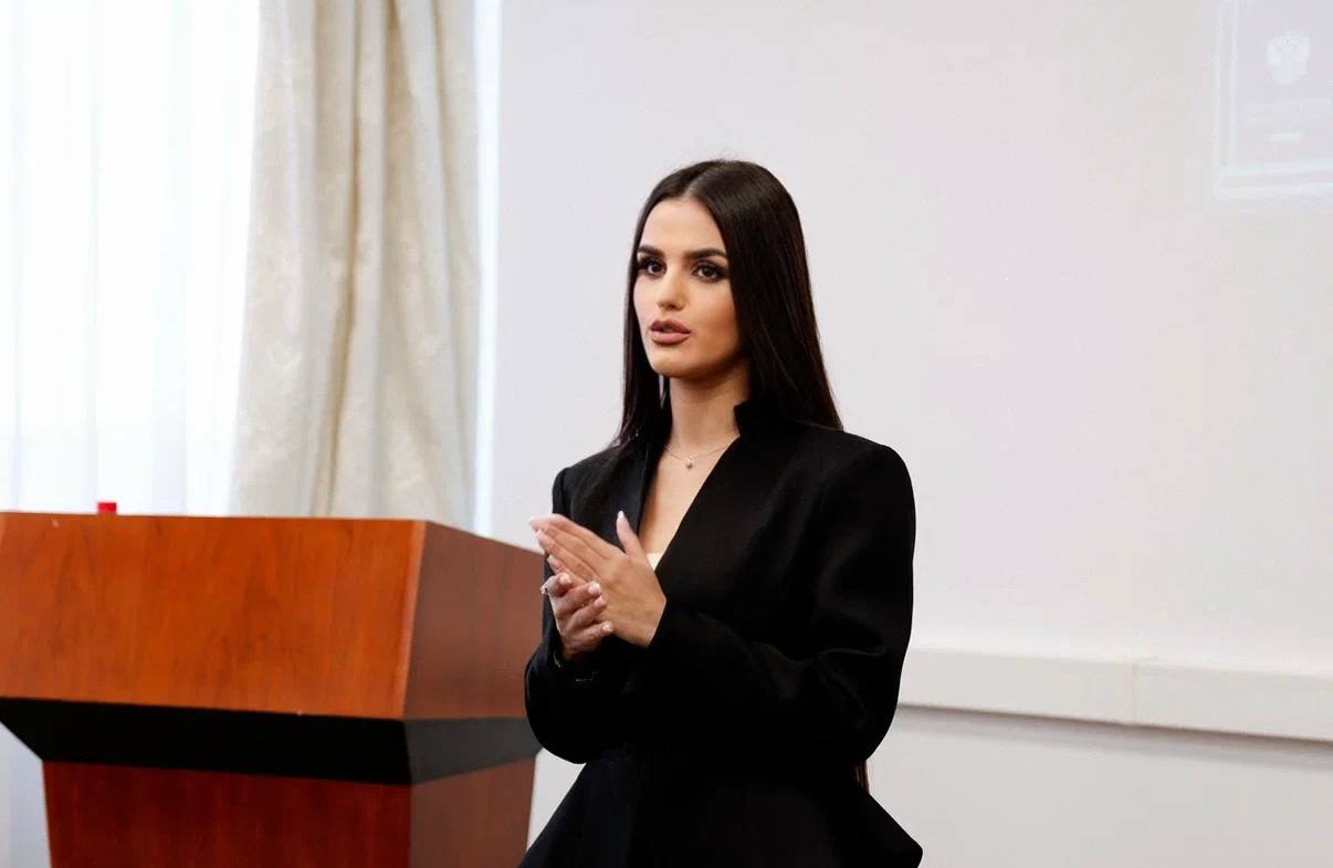 В стенах Юридической школы ДВФУ с 10 по 12 декабря 2025 г. прошла Всероссийская научно-практическая конференция «XVI Конституционные чтения: развитие конституционализма в XXI веке в условиях глобальных вызовов – от традиции... В стенах Юридической школы ДВФУ с 10 по 12 декабря 2025 г. прошла Всероссийская научно-практическая конференция «XVI Конституционные чтения: развитие конституционализма в XXI веке в условиях глобальных вызовов – от традиции...