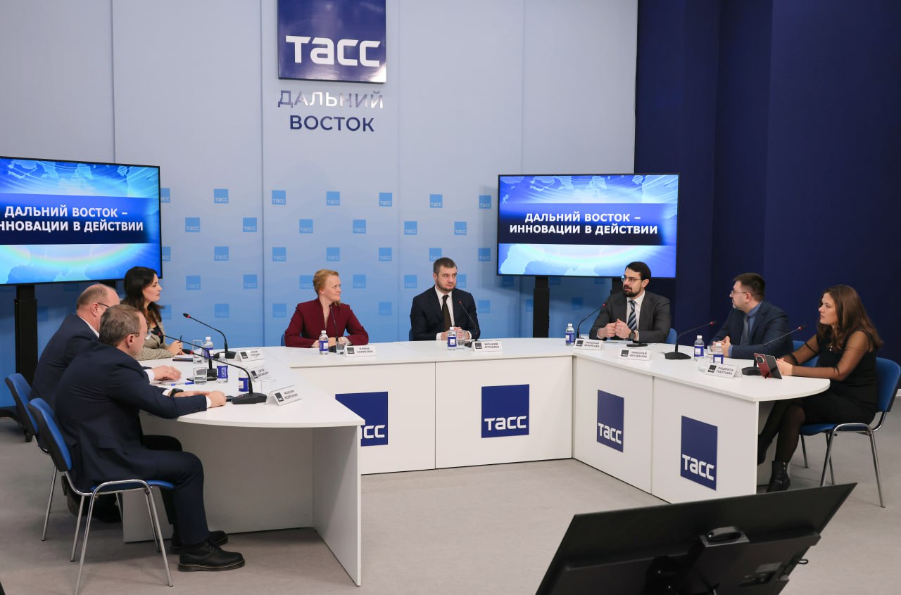 Финансирование первой очереди ИНТЦ «Русский» идет по Единой президентской субсидии в плановом режиме и синхронизируется с графиками строительства и потребностями резидентов Финансирование первой очереди ИНТЦ «Русский» идет по Единой президентской субсидии в плановом режиме и синхронизируется с графиками строительства и потребностями резидентов