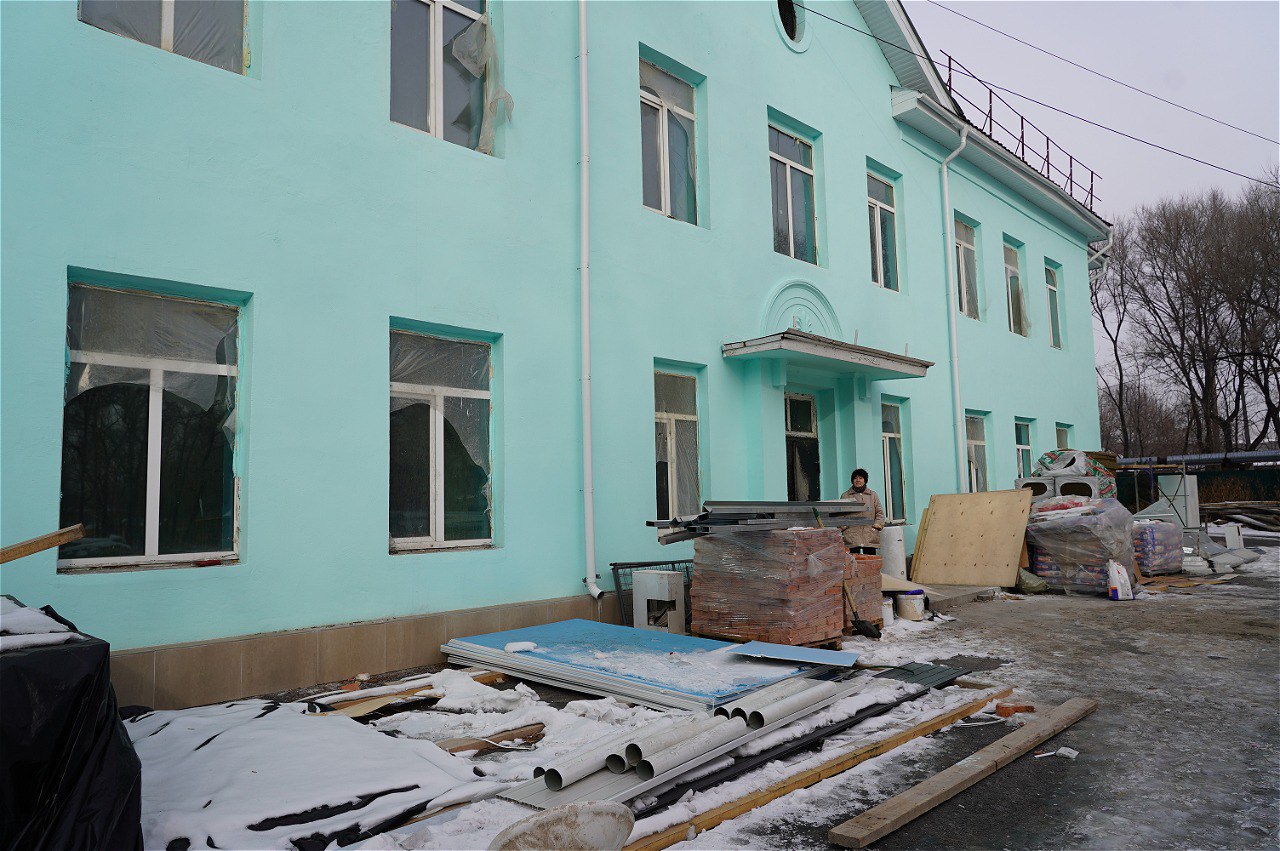 Евгений Корж: Продолжаем капитальный ремонт в школе № 134 на проспекте Блюхера Евгений Корж: Продолжаем капитальный ремонт в школе № 134 на проспекте Блюхера