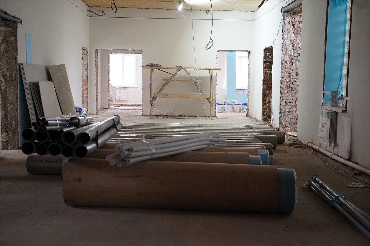 Евгений Корж: Продолжаем капитальный ремонт в школе № 134 на проспекте Блюхера Евгений Корж: Продолжаем капитальный ремонт в школе № 134 на проспекте Блюхера