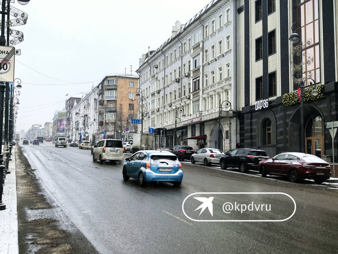 Во Владивостоке сегодня серо и снежно Во Владивостоке сегодня серо и снежно