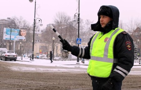 Полиция Приморья предупреждает участников дорожного движения в связи с непогодой