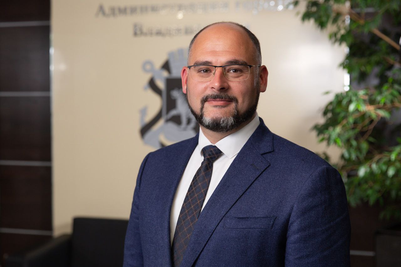 Константин Шестаков: Уважаемые сотрудники и ветераны органов государственной безопасности! Примите самые искренние поздравления с вашим профессиональным праздником – Днём работника органов государственной безопасности!