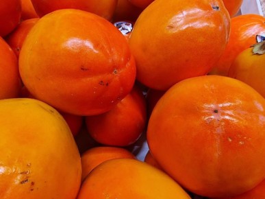 Что делать, если хурма вяжет: как превратить фрукт во вкуснейшее лакомство — заморозка не понадобится