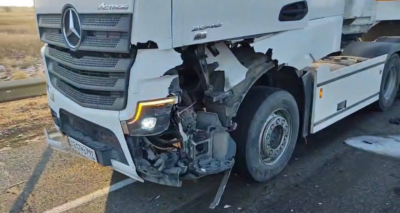 Утром на федеральной трассе в Приморье произошла серьезная авария — погиб ребенок Утром на федеральной трассе в Приморье произошла серьезная авария — погиб ребенок