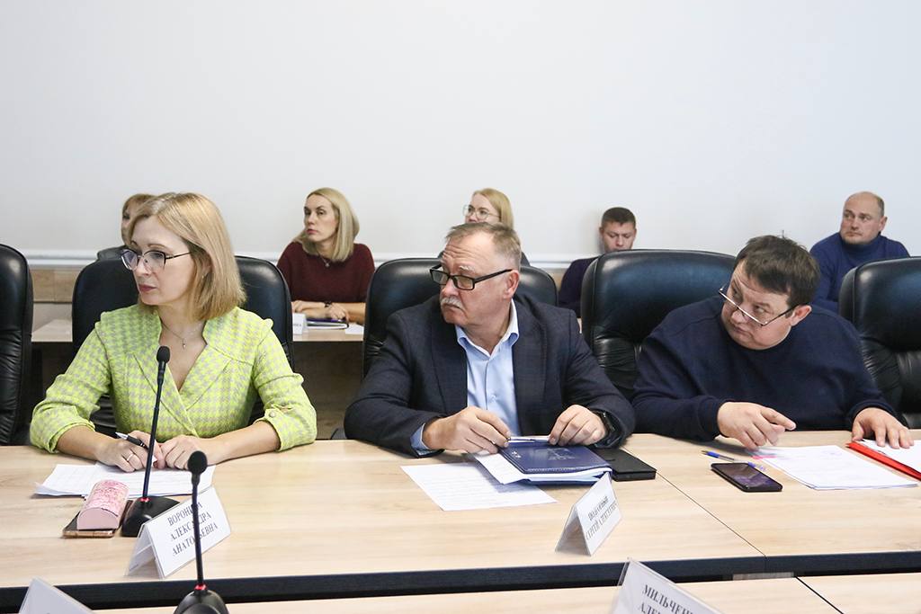 Глава Находки поблагодарил общественных наблюдателей за плодотворную работу Глава Находки поблагодарил общественных наблюдателей за плодотворную работу