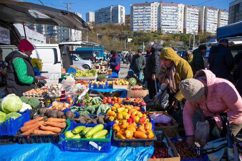 Свежие продукты от местного производителя жители и гости Владивостока смогут приобрести на продовольственных ярмарках в эти выходные