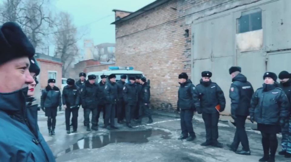 Батальон охраны и конвоирования подозреваемых и обвиняемых УМВД России по городу Владивостоку приглашает на службу