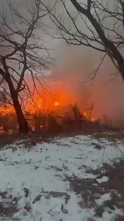 Исторический дом Элеоноры Прэй во Владивостоке охвачен пожаром